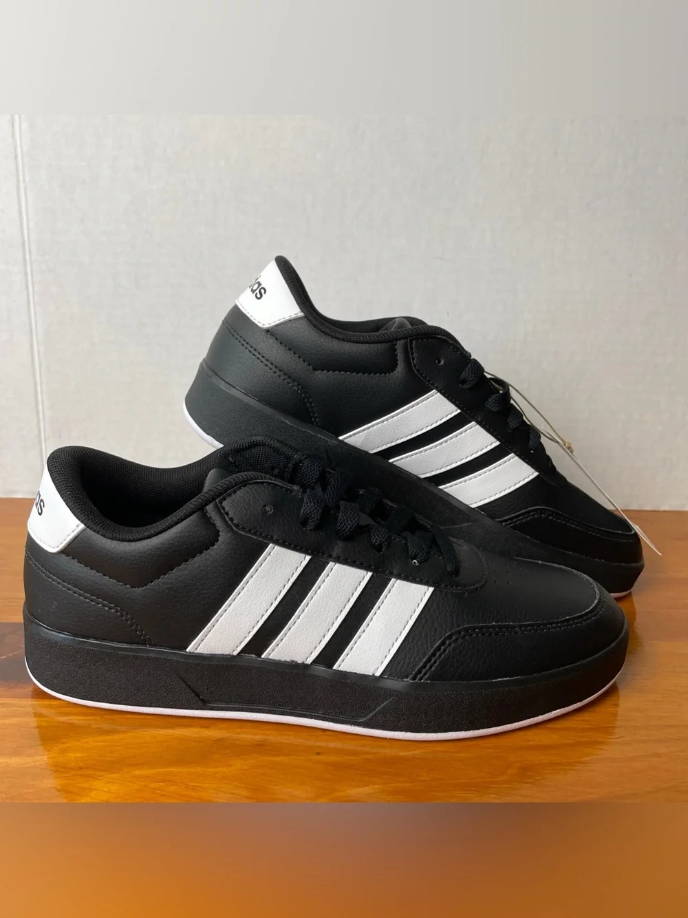 Adidas Breaknet 3.0 J Sneakers Kids Women’s 6 Black White JR8447